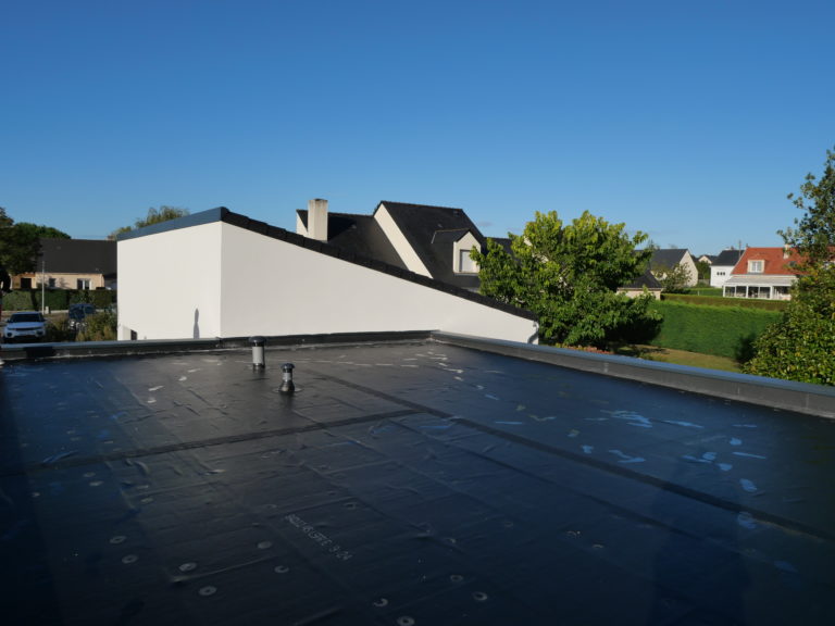 Réfection d'étanchéité sur un toit terrasse en Essonne par Home Toiture